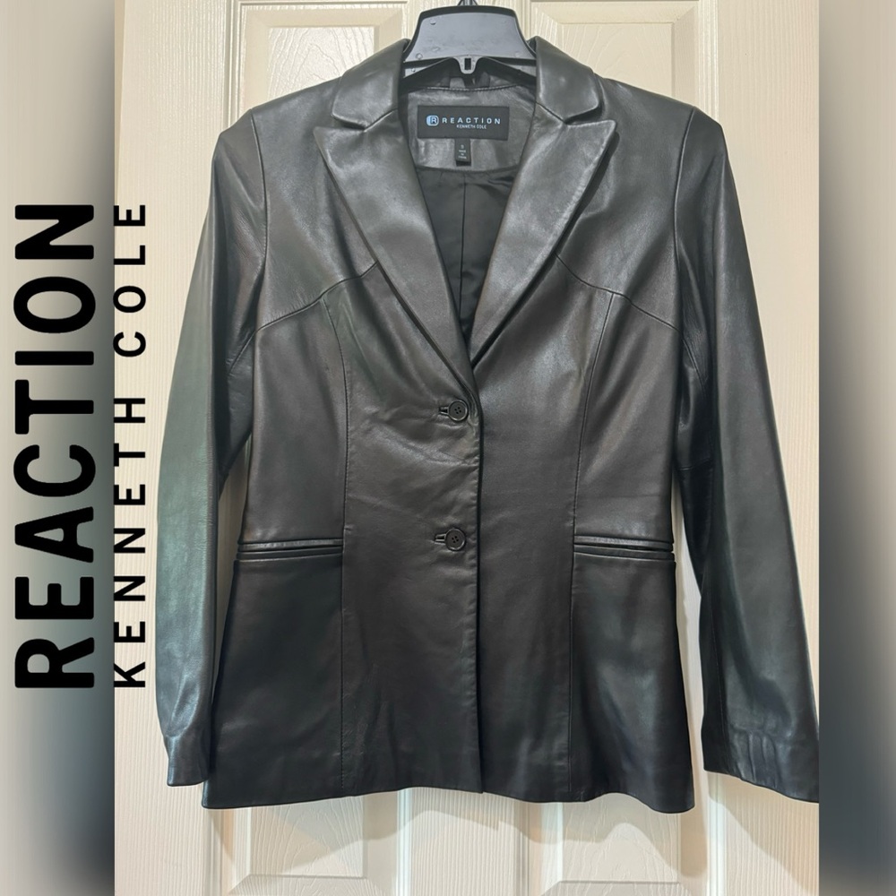 KENNETH COLE REACTION Women’s Soft Leather Two Botton Blazer